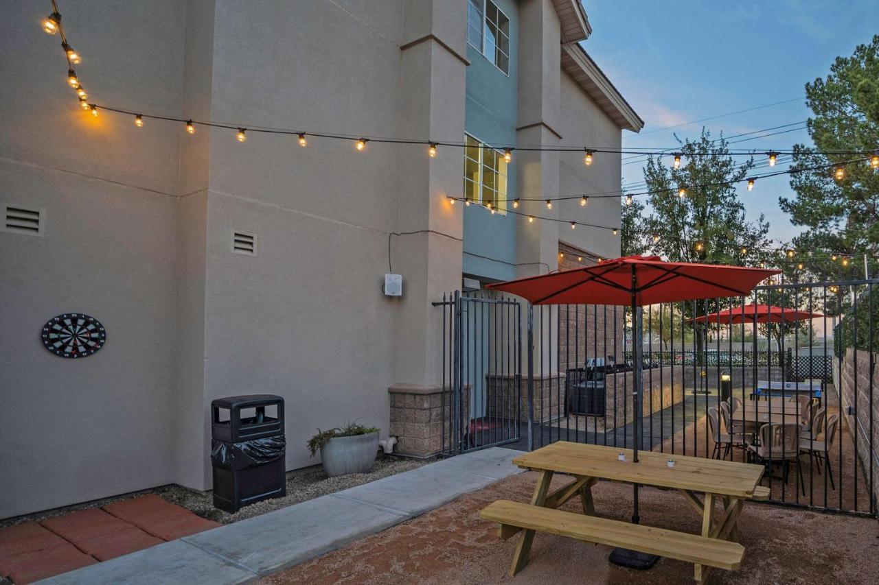 La Quinta Inn & Suites By Wyndham Tempe University, Phoenix Ngoại thất bức ảnh