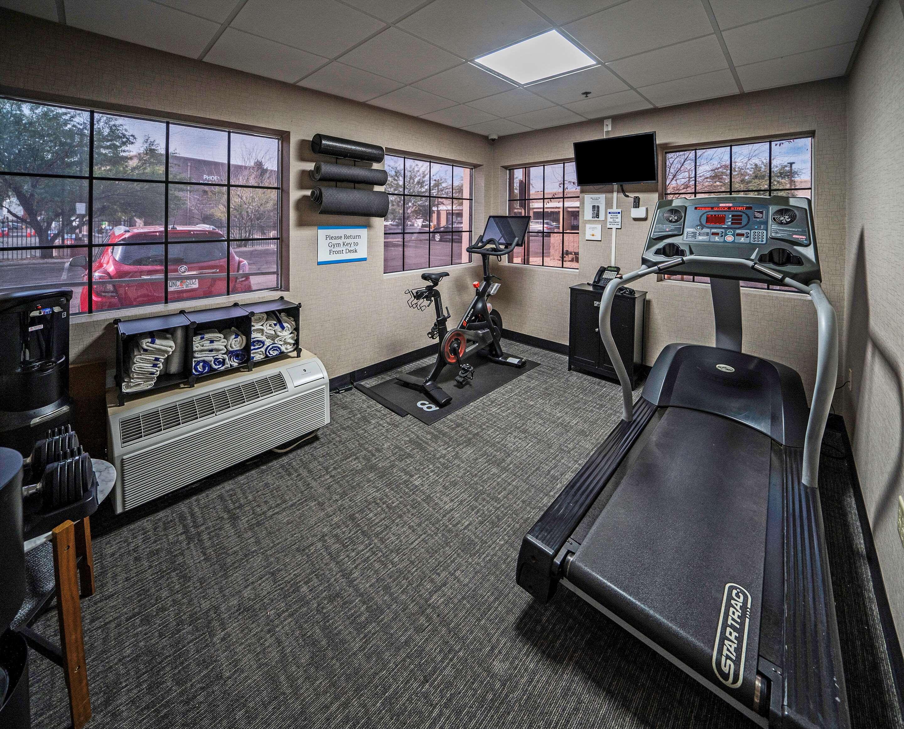 La Quinta Inn & Suites By Wyndham Tempe University, Phoenix Ngoại thất bức ảnh