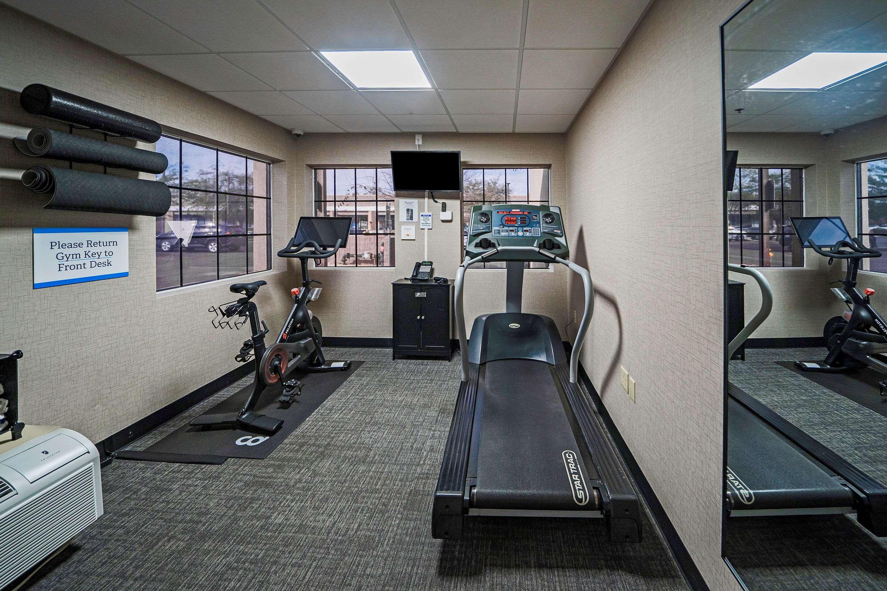 La Quinta Inn & Suites By Wyndham Tempe University, Phoenix Ngoại thất bức ảnh